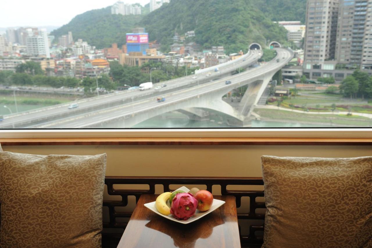 שינדיאן Beautiful Hotel Taipei מראה חיצוני תמונה