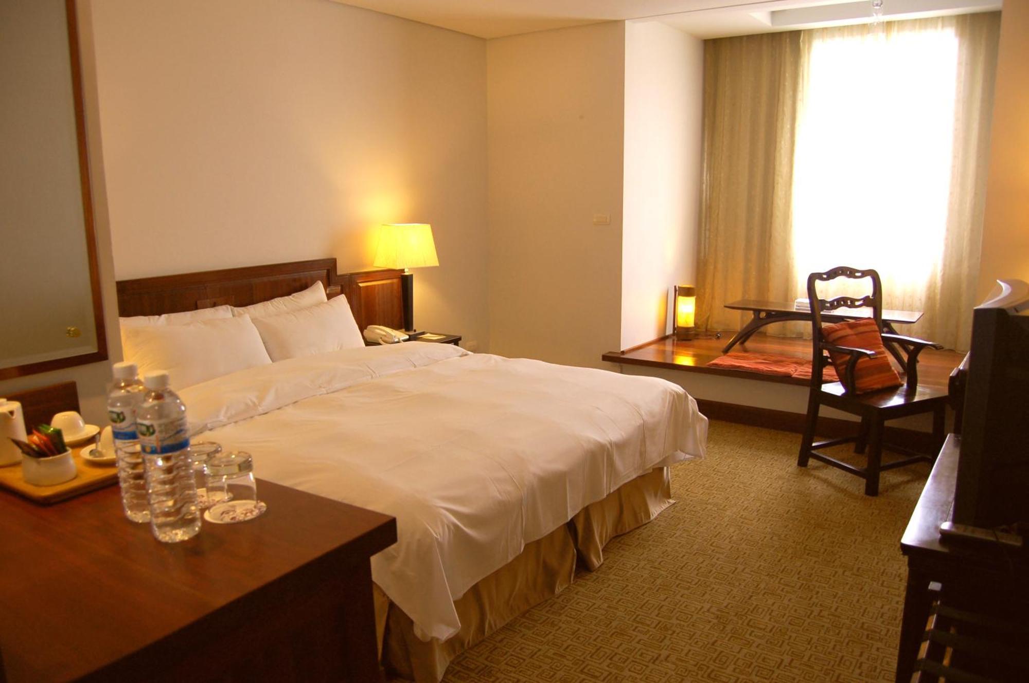 שינדיאן Beautiful Hotel Taipei מראה חיצוני תמונה