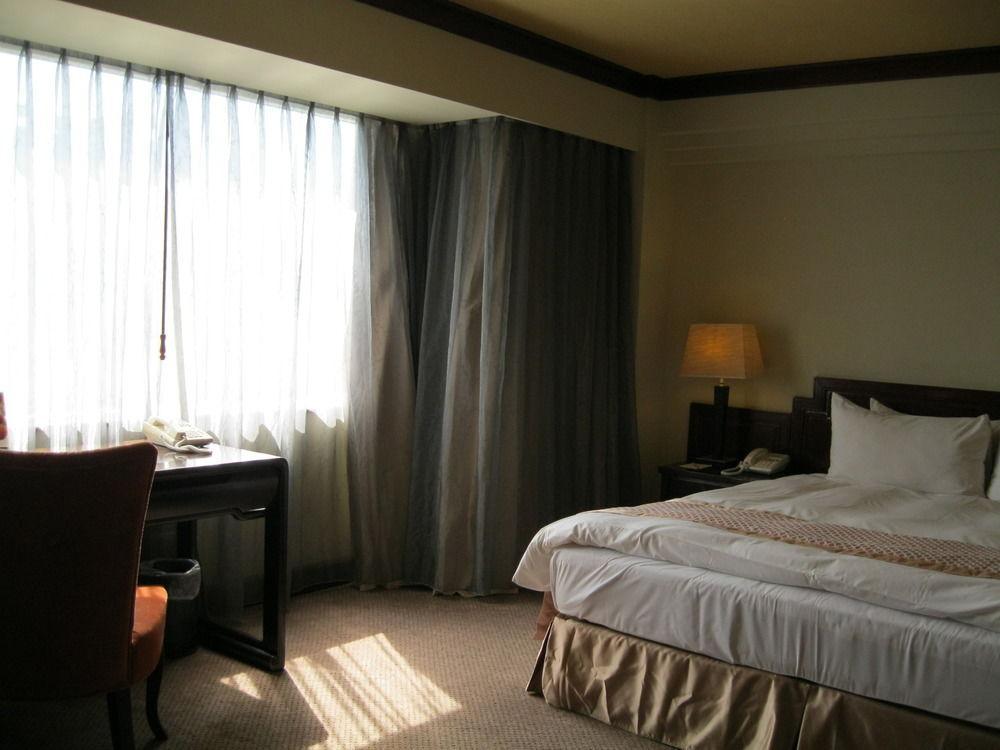שינדיאן Beautiful Hotel Taipei מראה חיצוני תמונה