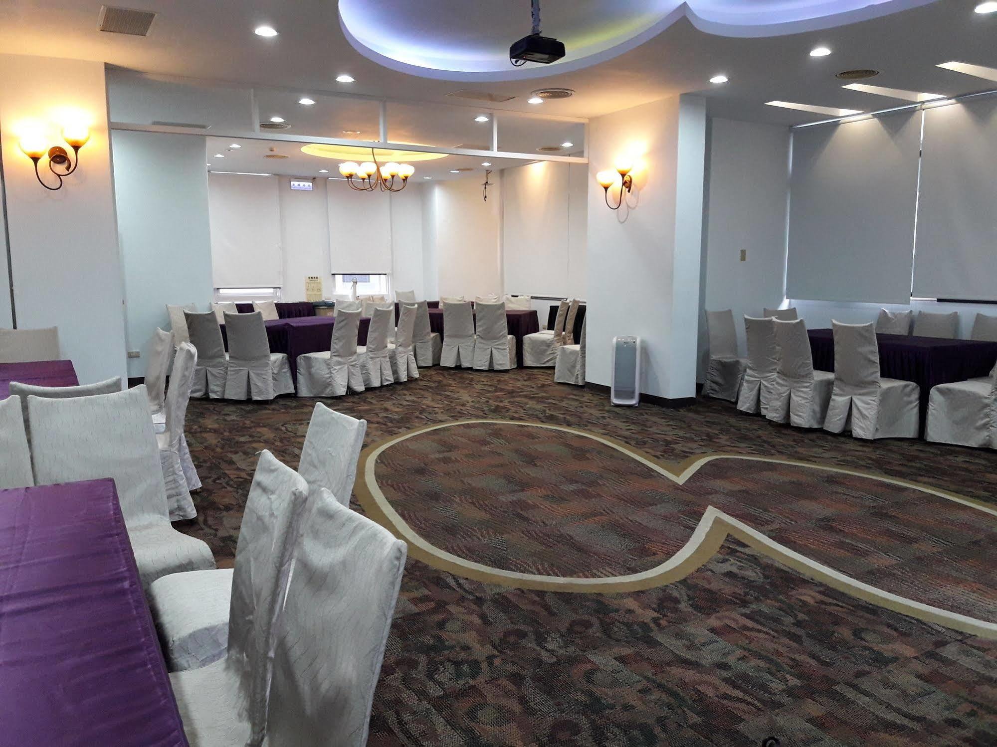 שינדיאן Beautiful Hotel Taipei מראה חיצוני תמונה
